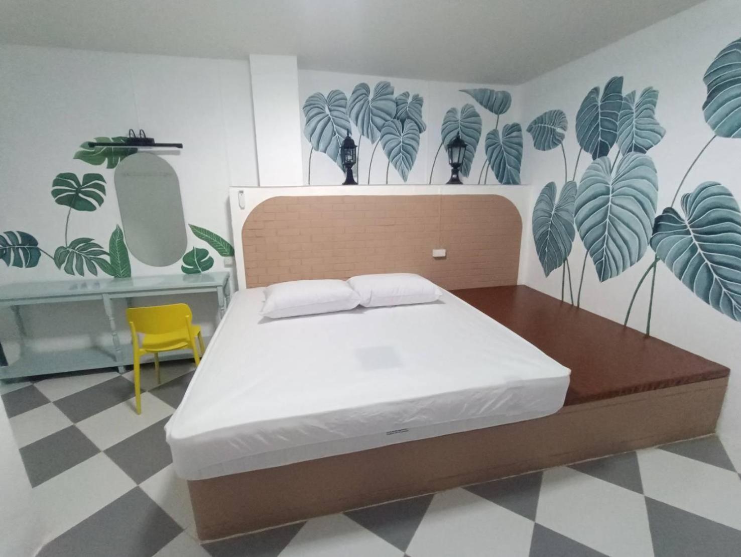 At Night Hotel Chumphon Ngoại thất bức ảnh