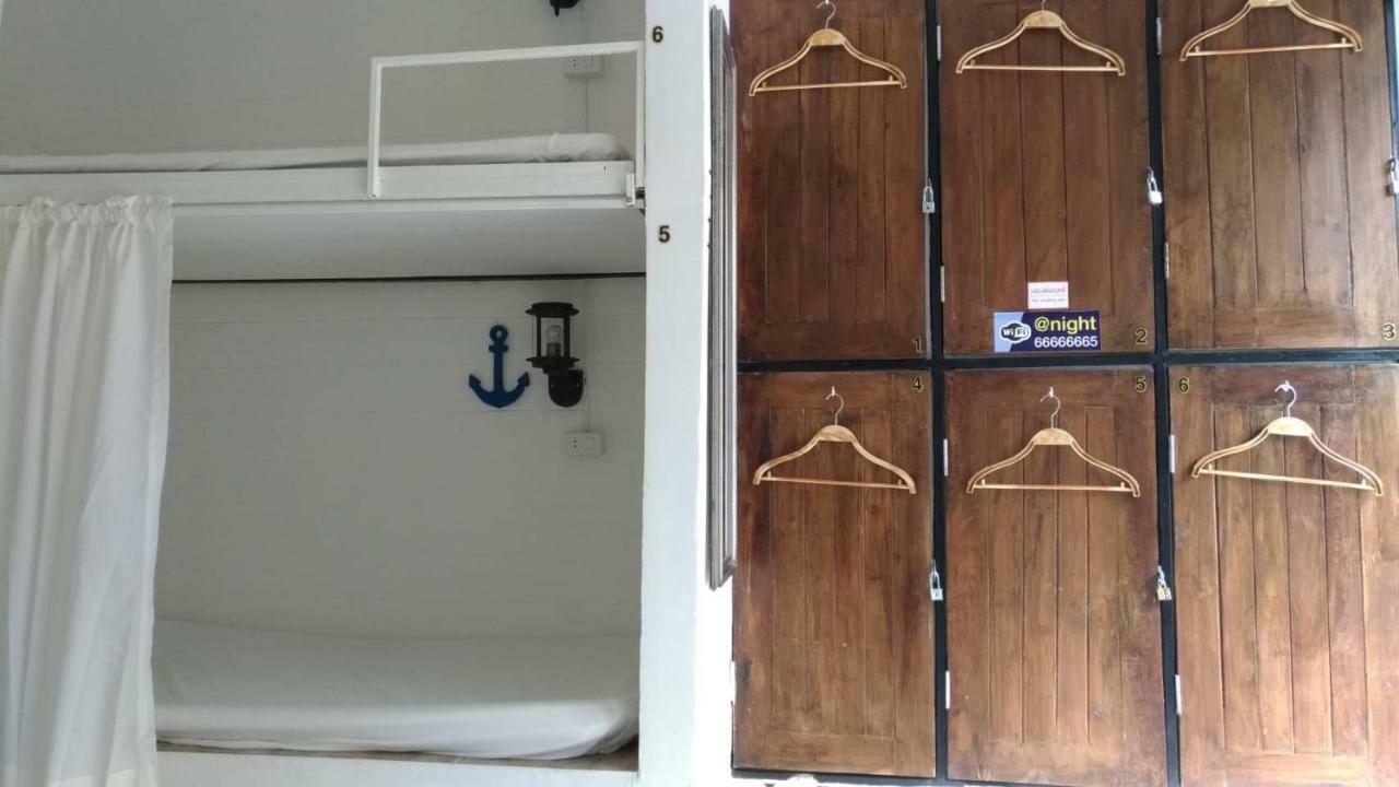 At Night Hotel Chumphon Ngoại thất bức ảnh