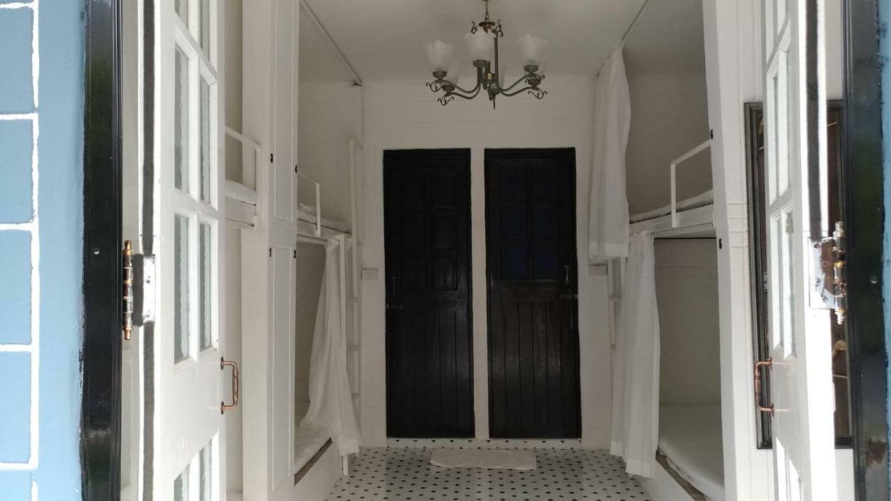 At Night Hotel Chumphon Ngoại thất bức ảnh